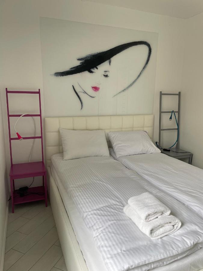 Lady - Victoria Residence By Oneapartments سوبوت المظهر الخارجي الصورة
